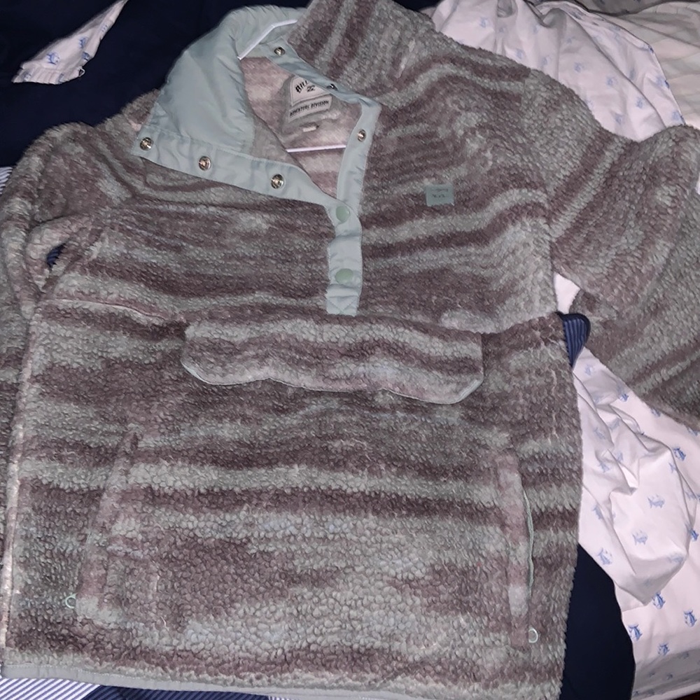 Billabong fleece pullover